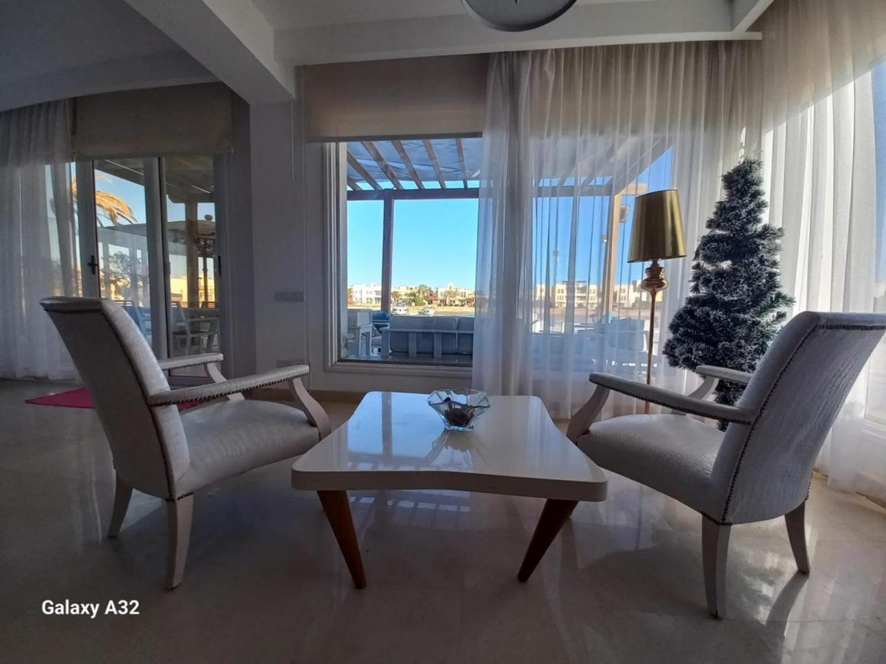 3 Bedrooms Fanadir *